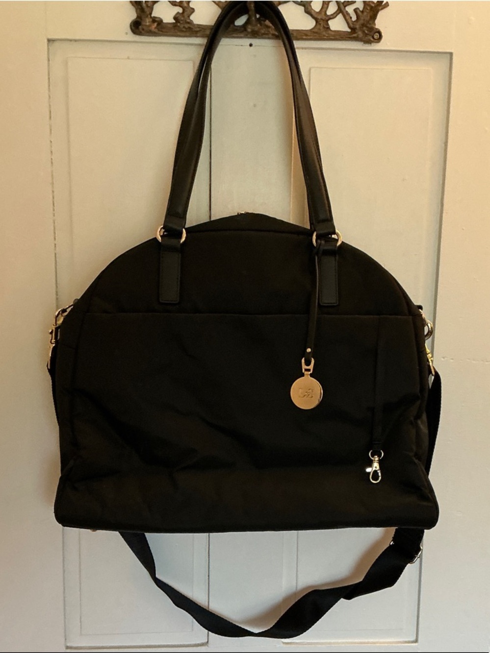 Lo & Sons “The O.G.” Medium Travel Tote in Black / Gold / Camel